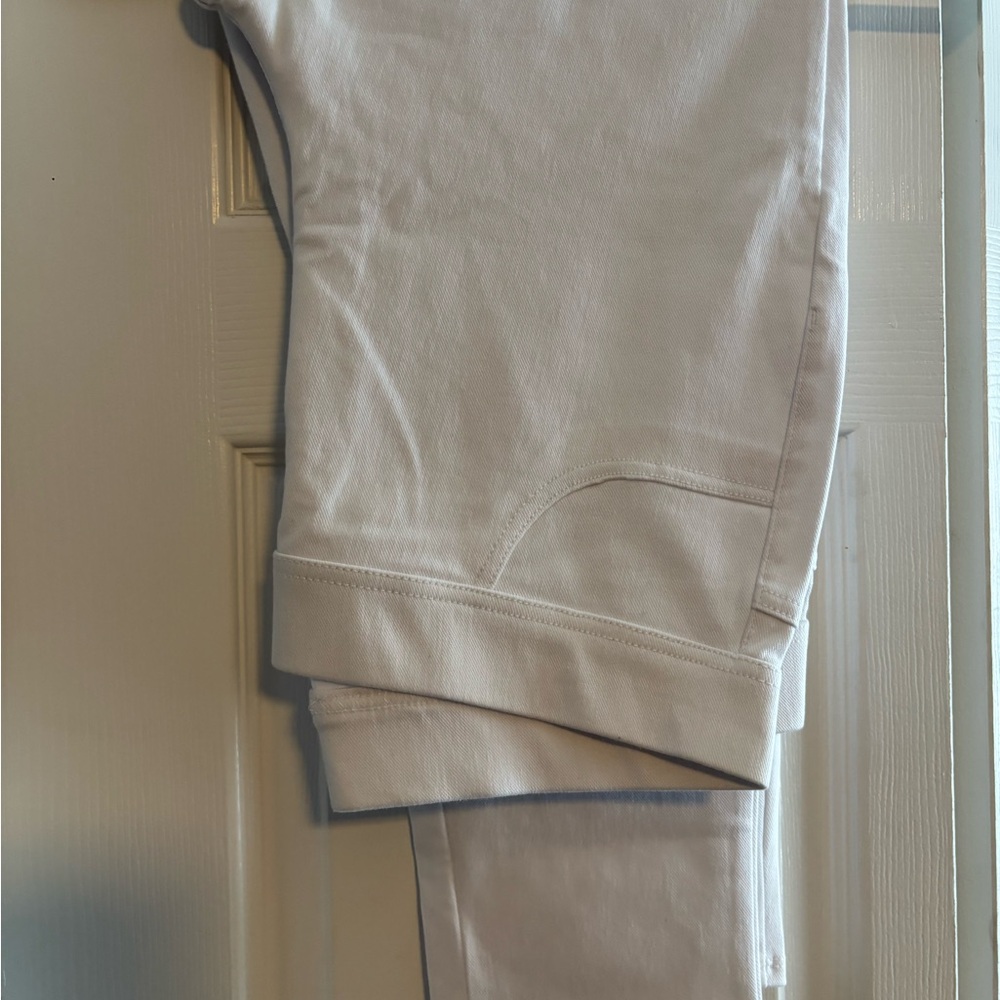 White True Time Xl 16-18 Never Worn
